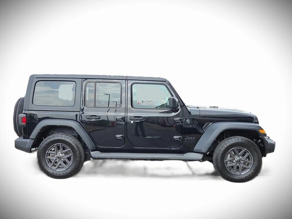 2024 Jeep JL Wrangler - Image 8 of 21
