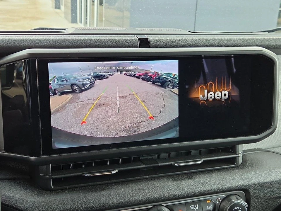 2024 Jeep JL Wrangler - Image 18 of 21