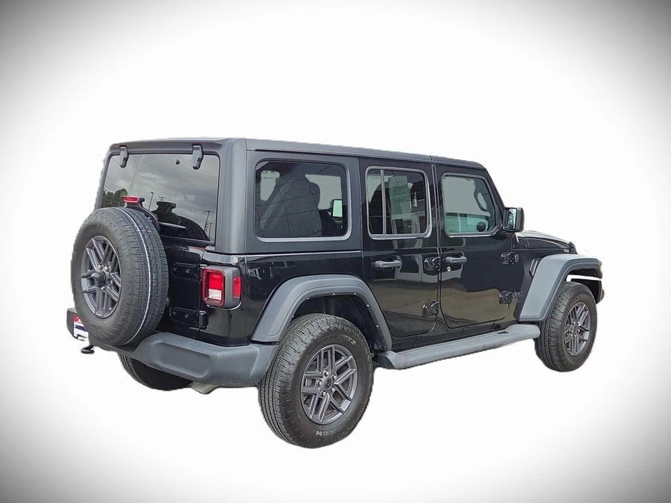 2024 Jeep JL Wrangler - Image 7 of 21