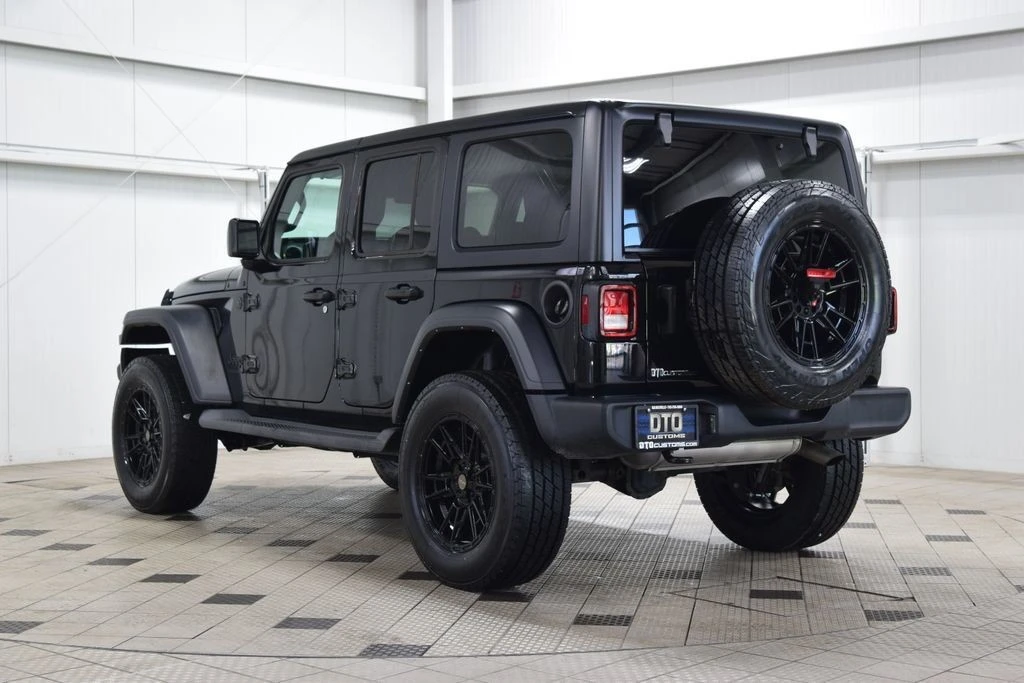 2024 Jeep JL Wrangler - Image 5 of 31