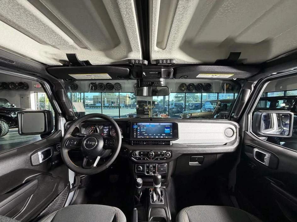 2024 Jeep JL Wrangler - Image 11 of 28