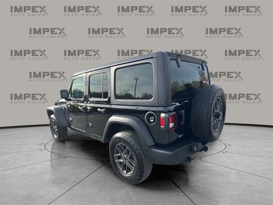 2024 Jeep JL Wrangler - Image 3 of 12