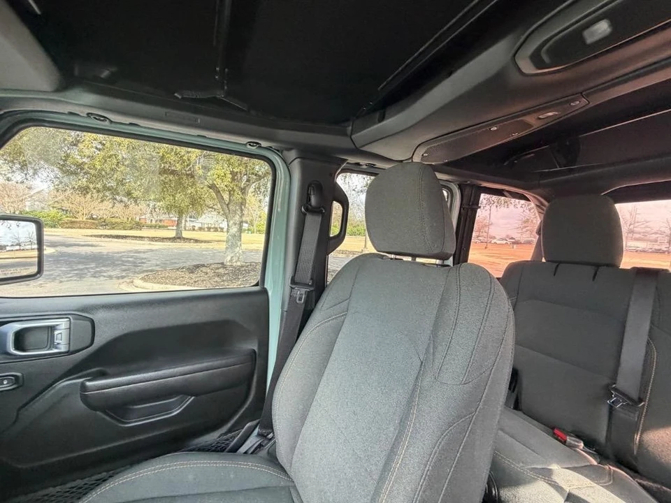 2024 Jeep JL Wrangler - Image 21 of 21