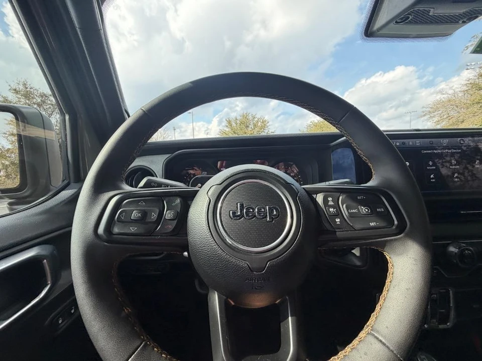 2024 Jeep JL Wrangler - Image 11 of 21