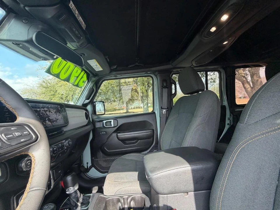 2024 Jeep JL Wrangler - Image 8 of 21