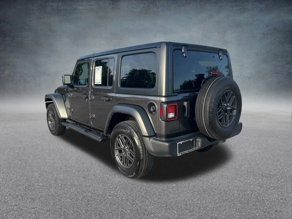 2024 Jeep JL Wrangler - Image 6 of 12