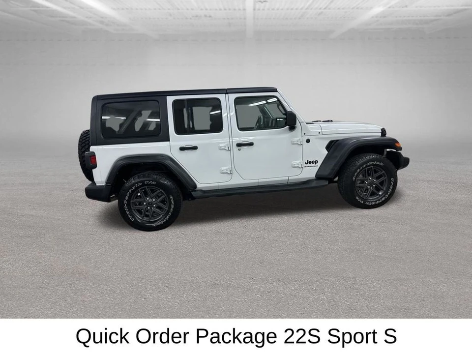 2024 Jeep JL Wrangler - Image 16 of 31