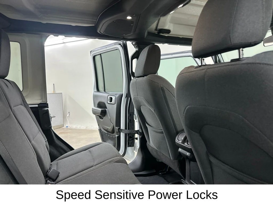 2024 Jeep JL Wrangler - Image 24 of 31