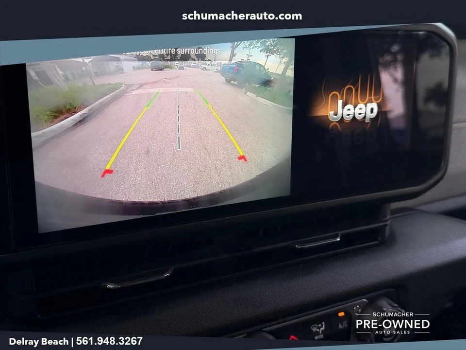 2024 Jeep JL Wrangler - Image 20 of 28
