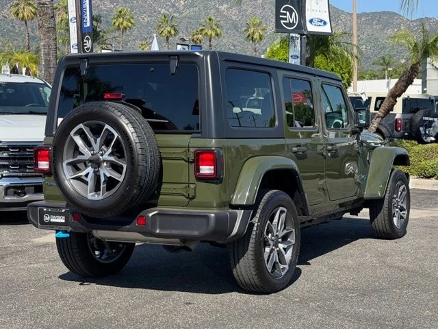 2024 Jeep JL Wrangler - Image 10 of 21