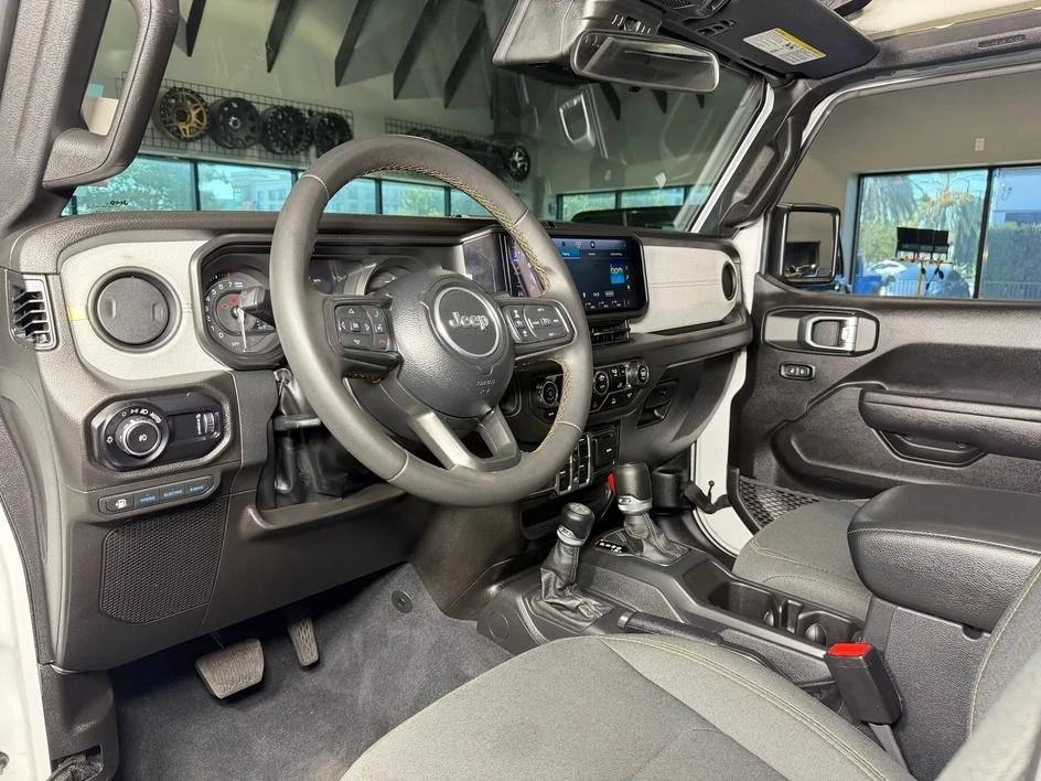 2024 Jeep JL Wrangler - Image 12 of 26