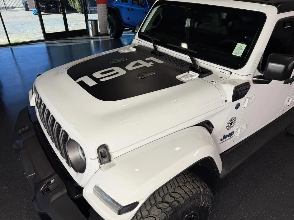 2024 Jeep JL Wrangler - Image 5 of 26