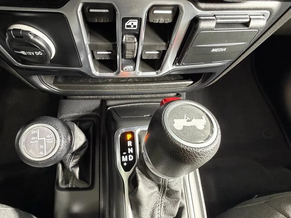 2024 Jeep JL Wrangler - Image 19 of 26