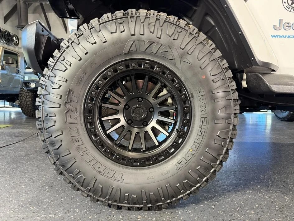 2024 Jeep JL Wrangler - Image 20 of 26