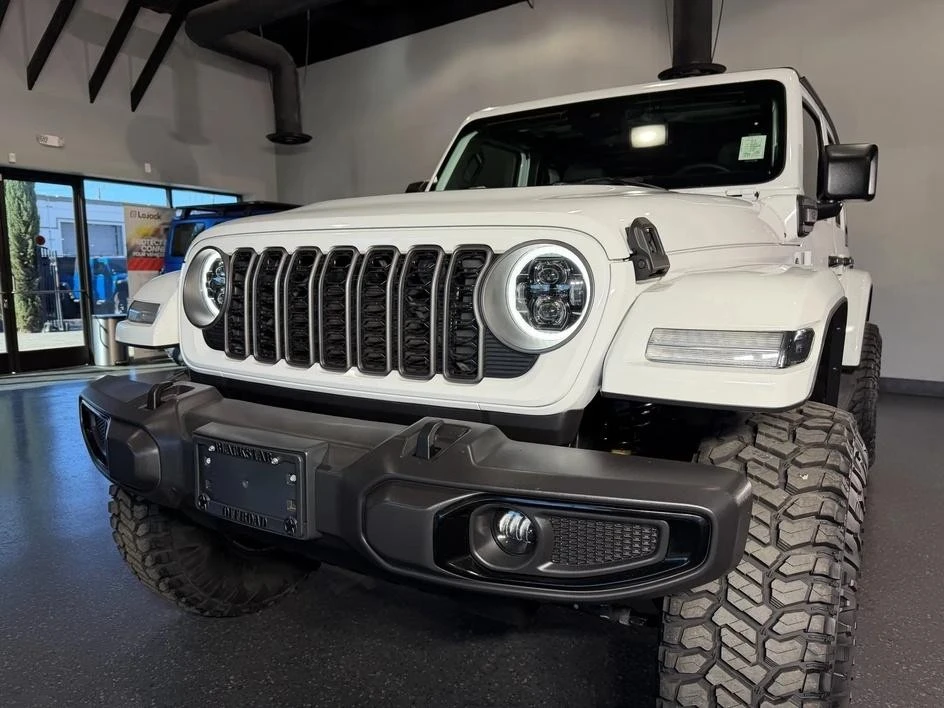 2024 Jeep JL Wrangler - Image 4 of 26