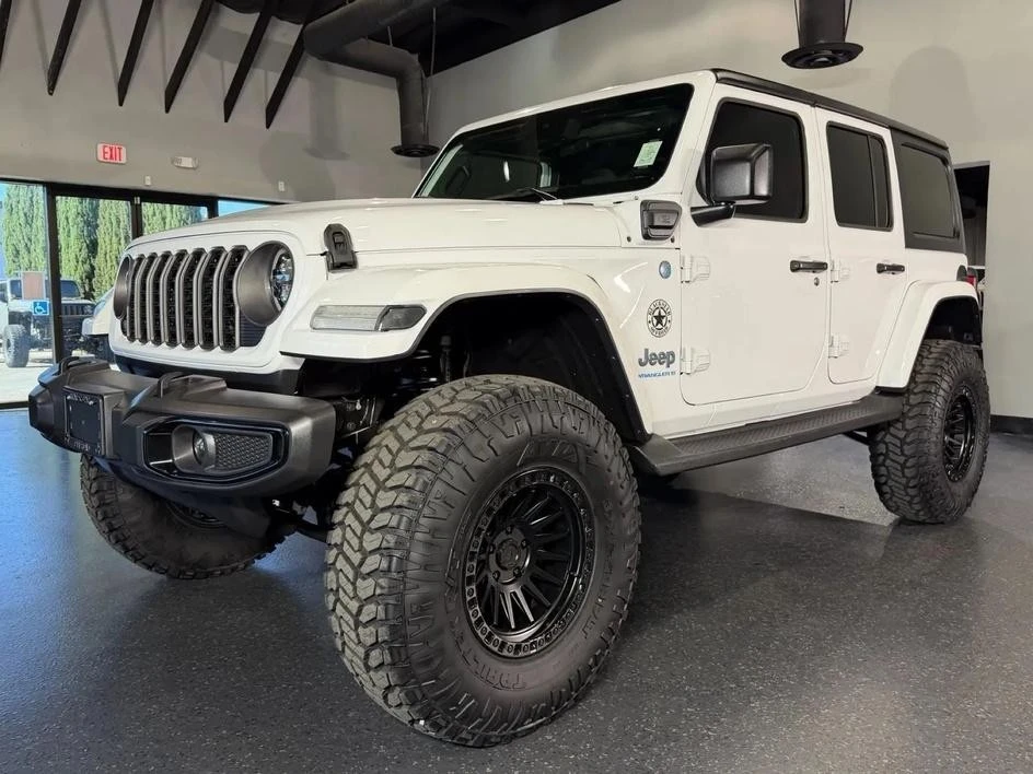 2024 Jeep JL Wrangler - Image 6 of 26