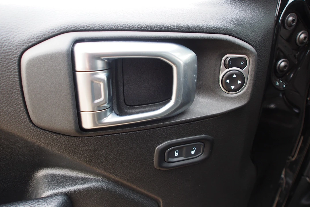 2024 Jeep JL Wrangler - Image 18 of 21