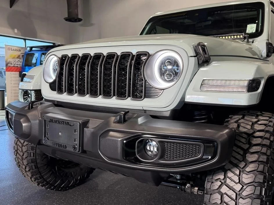 2024 Jeep JL Wrangler - Image 4 of 28