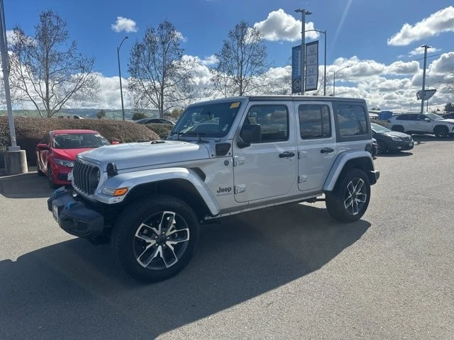 2024 Jeep JL Wrangler - Image 5 of 5