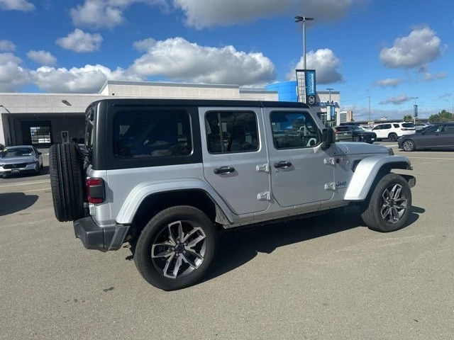 2024 Jeep JL Wrangler - Image 3 of 5