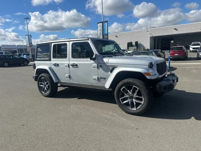 2024 Jeep JL Wrangler - Image 2 of 5