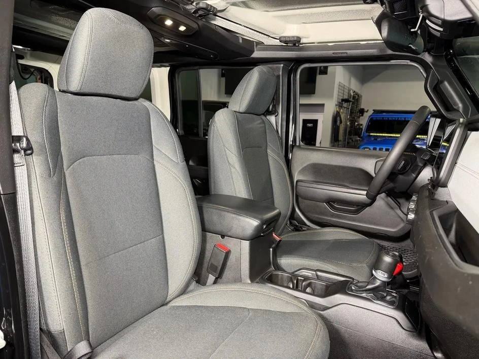 2024 Jeep JL Wrangler - Image 15 of 28