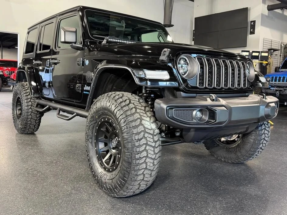 2024 Jeep JL Wrangler - Image 2 of 28