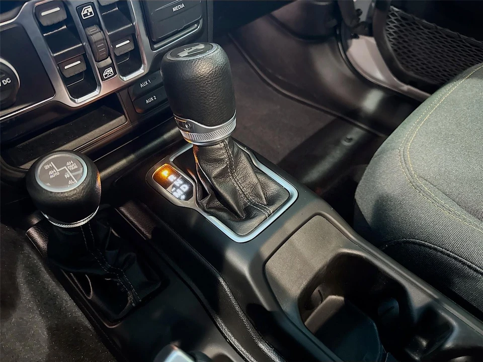 2024 Jeep JL Wrangler - Image 13 of 21