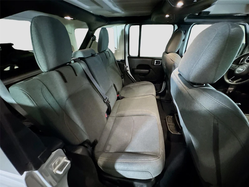 2024 Jeep JL Wrangler - Image 18 of 21