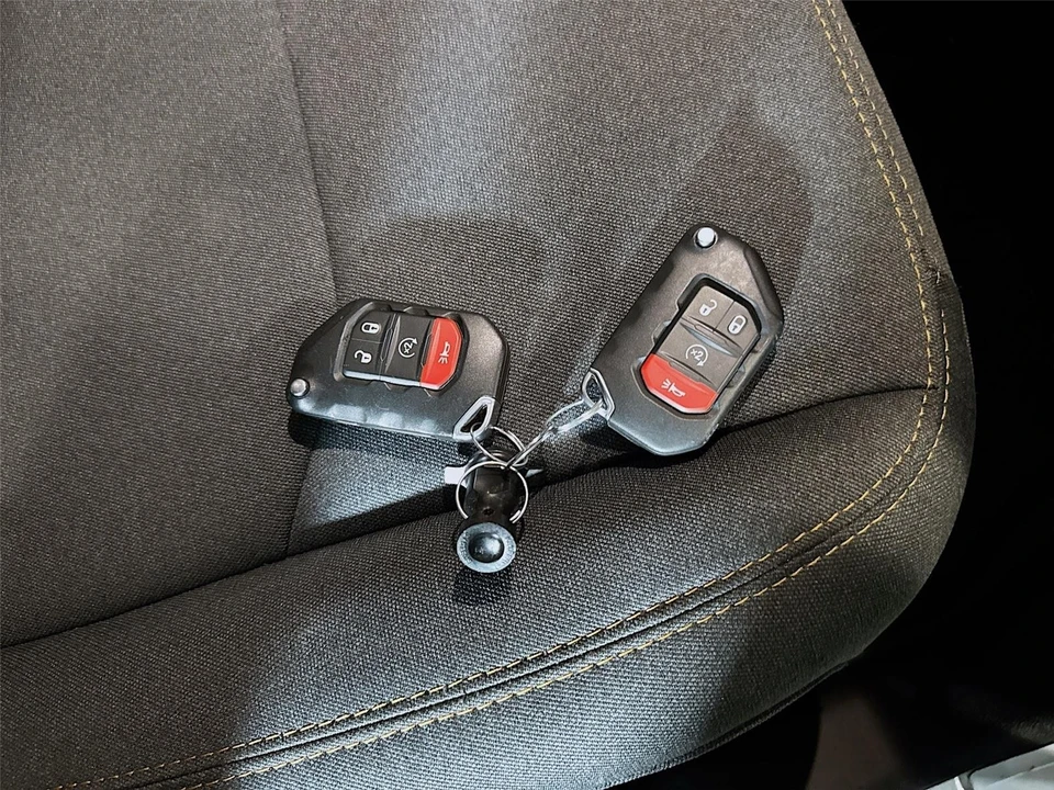 2024 Jeep JL Wrangler - Image 21 of 31