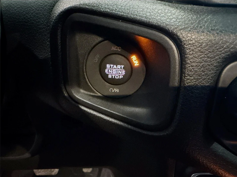 2024 Jeep JL Wrangler - Image 11 of 21