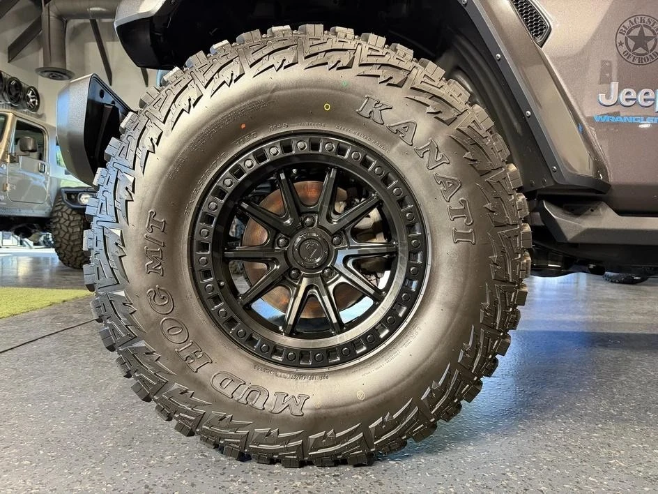 2024 Jeep JL Wrangler - Image 20 of 24