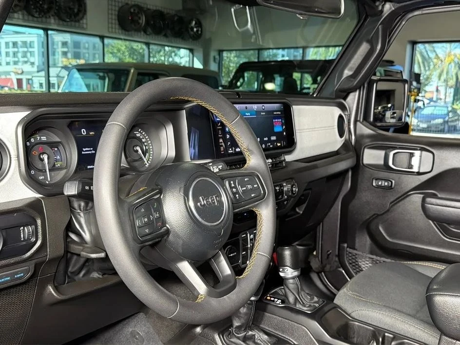 2024 Jeep JL Wrangler - Image 11 of 24