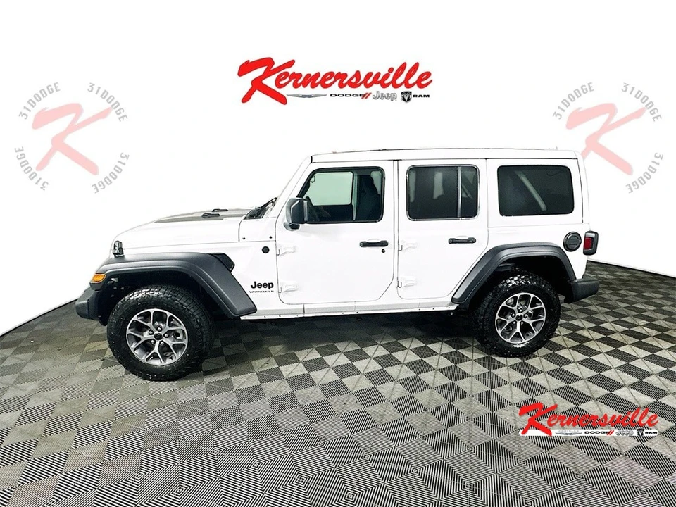 2024 Jeep JL Wrangler - Image 4 of 12