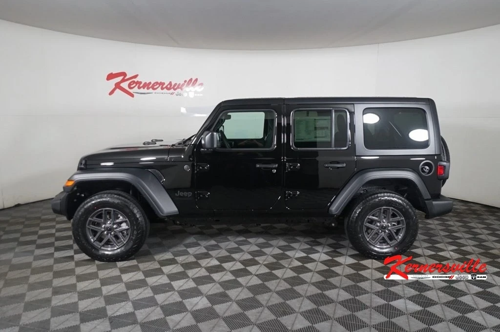 2024 Jeep JL Wrangler - Image 4 of 12