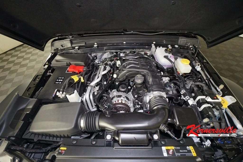 2024 Jeep JL Wrangler - Image 11 of 12