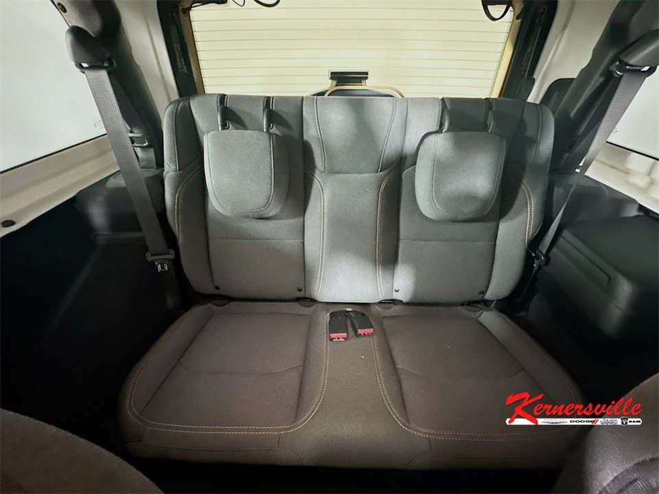 2024 Jeep JL Wrangler - Image 13 of 21