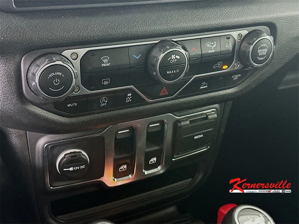 2024 Jeep JL Wrangler - Image 18 of 21