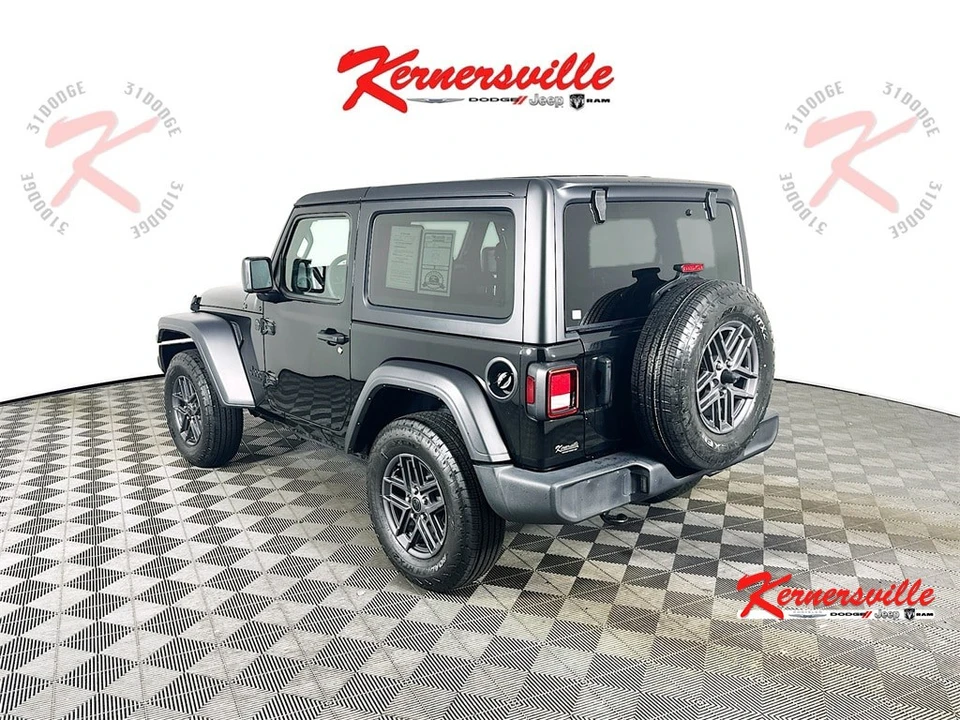 2024 Jeep JL Wrangler - Image 5 of 21