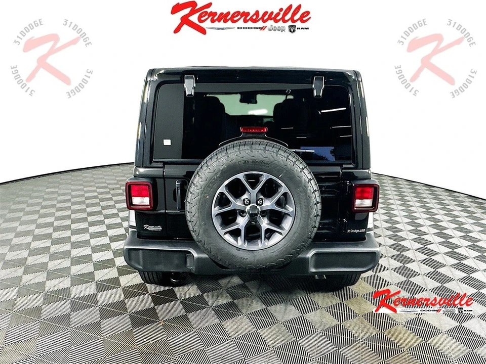 2024 Jeep JL Wrangler - Image 6 of 21
