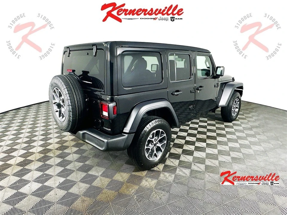 2024 Jeep JL Wrangler - Image 7 of 21