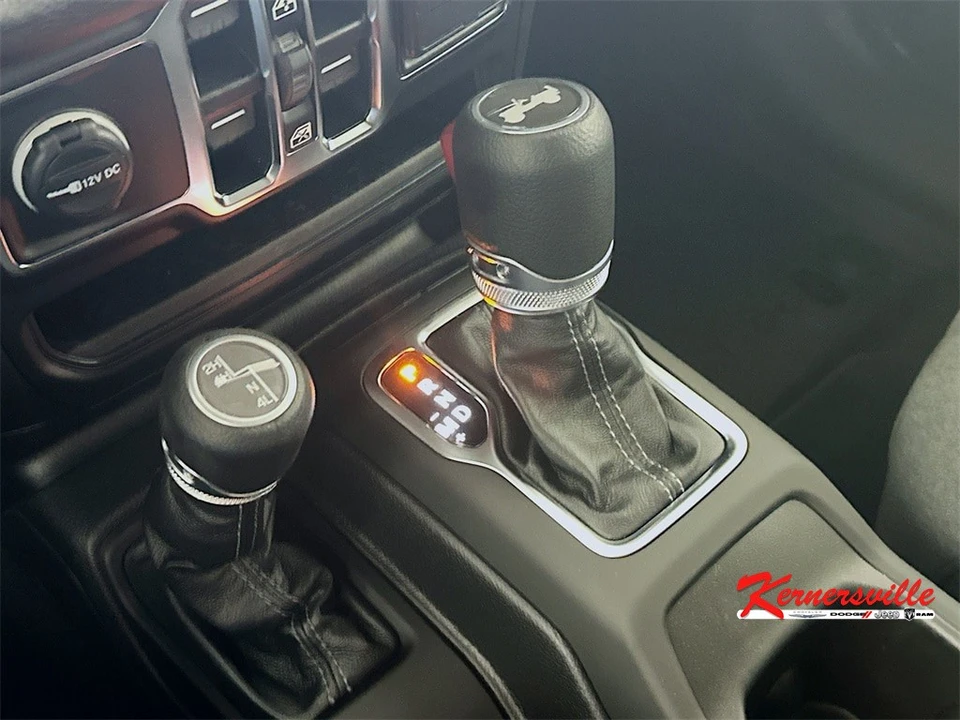 2024 Jeep JL Wrangler - Image 12 of 21
