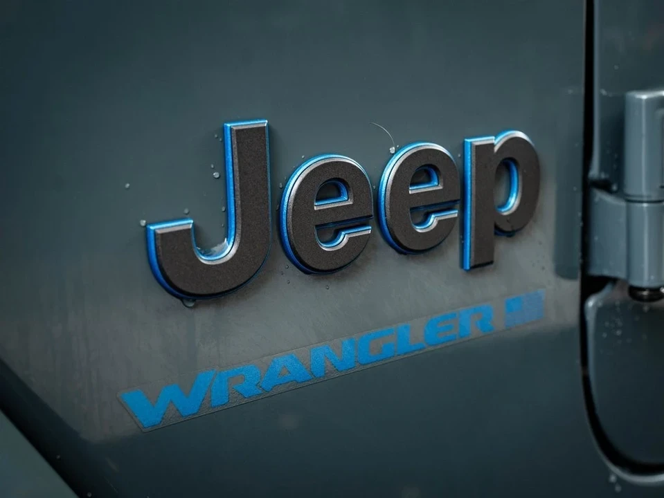 2024 Jeep JL Wrangler - Image 16 of 21