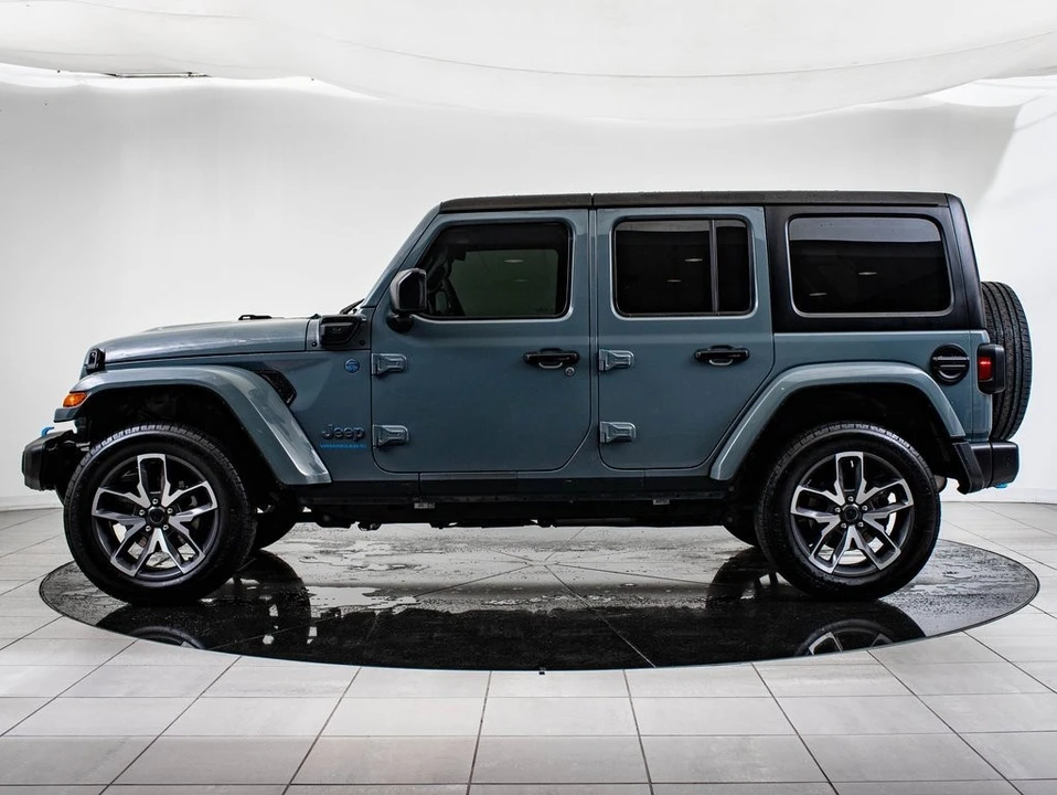 2024 Jeep JL Wrangler - Image 5 of 21