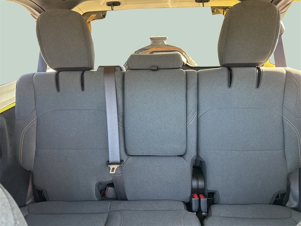 2024 Jeep JL Wrangler - Image 10 of 12