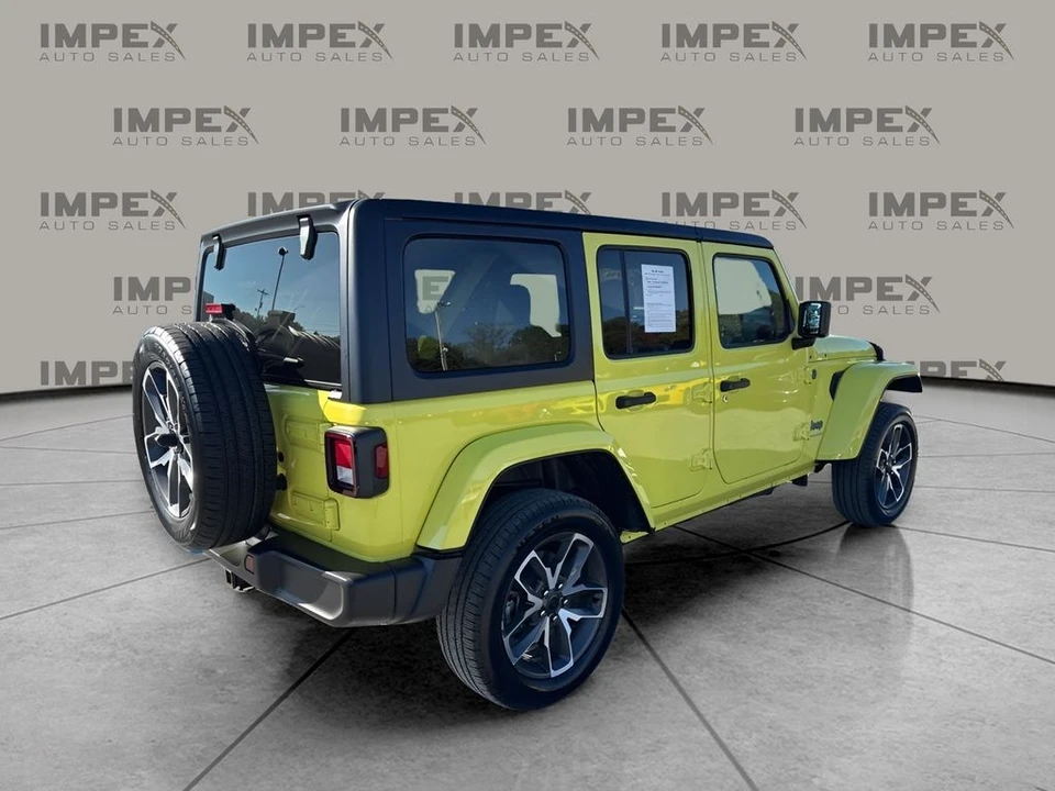 2024 Jeep JL Wrangler - Image 5 of 12