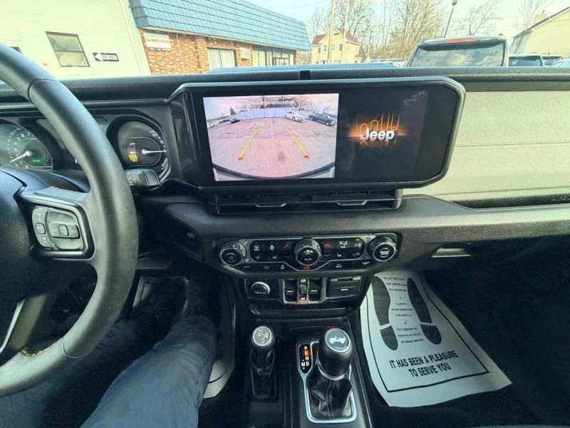 2024 Jeep JL Wrangler - Image 8 of 12
