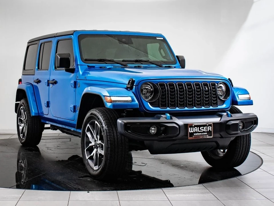 2024 Jeep JL Wrangler - Image 12 of 21