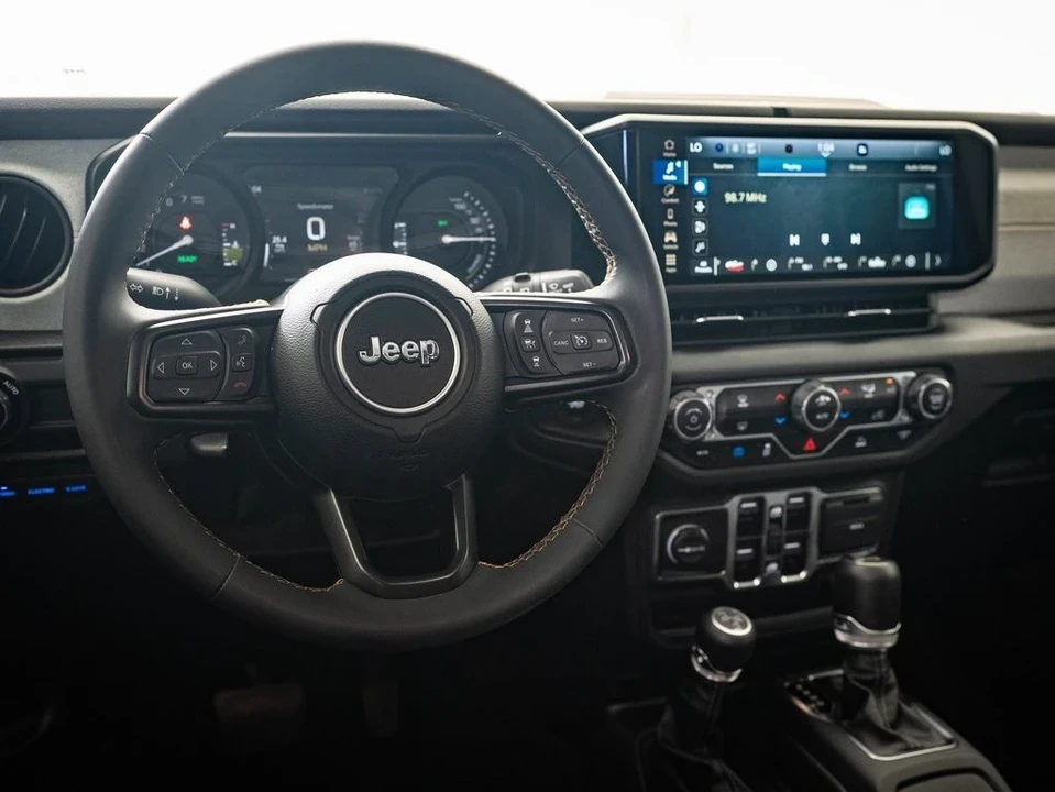 2024 Jeep JL Wrangler - Image 4 of 21