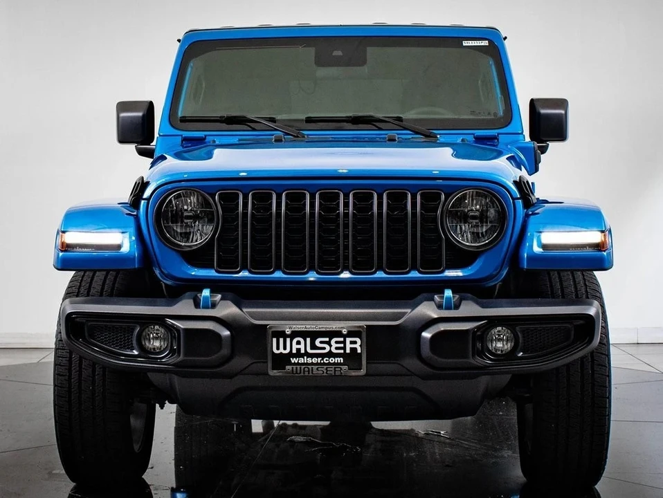 2024 Jeep JL Wrangler - Image 2 of 21